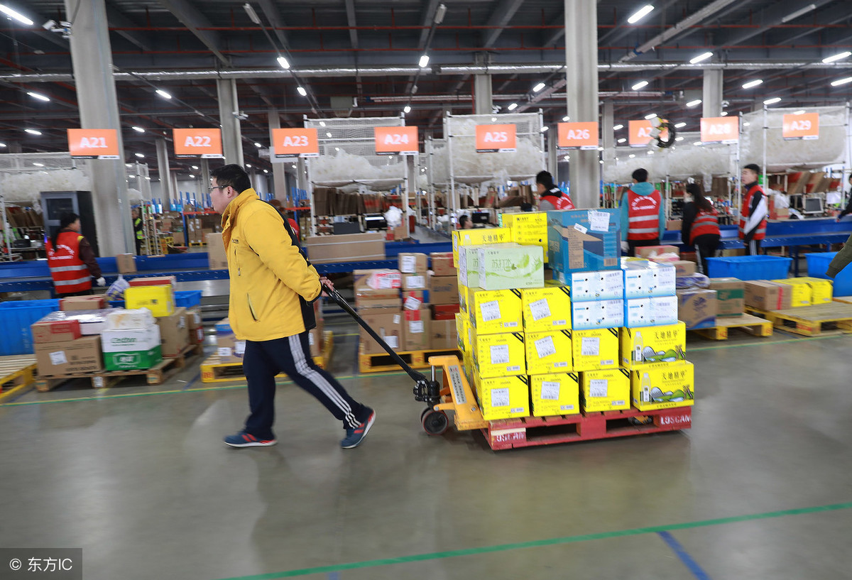 深圳到曲靖大件貨運多少錢電話